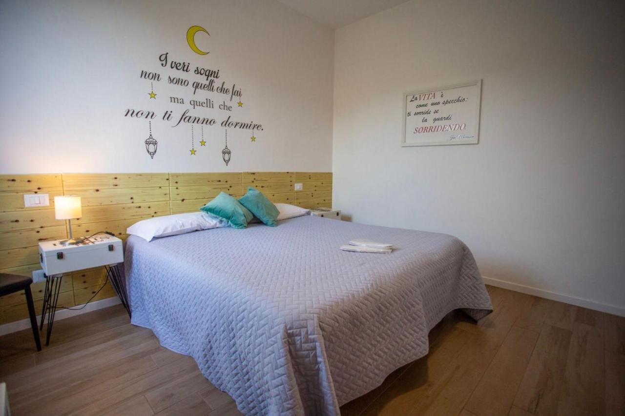 Bed And Breakfast Castello7 San Felice del Benaco Exterior foto
